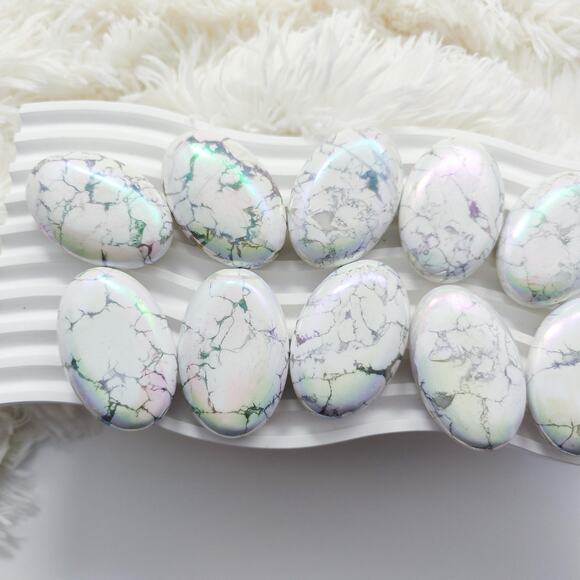 Aura Howlite Palm Stone Calming Crystals - Picture 6 of 10